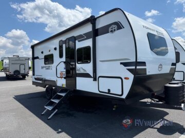 New 2025 Forest River Surveyor