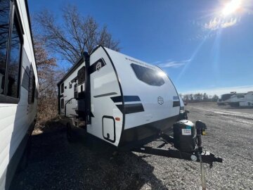 New 2025 Forest River Surveyor