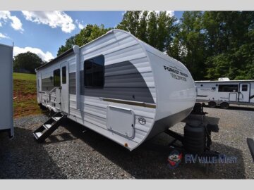 New 2025 Forest River Wildwood