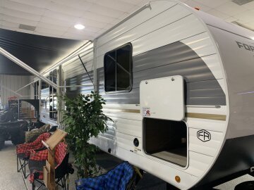 New 2025 Forest River Wildwood