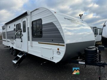 New 2025 Forest River Wildwood