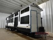New 2025 Forest River Wildwood