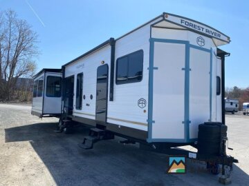 New 2025 Forest River Wildwood