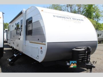 New 2025 Forest River Wildwood
