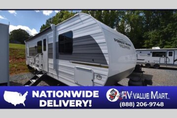 New 2025 Forest River Wildwood 26DBUD