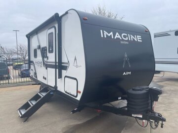 New 2025 Grand Design Imagine