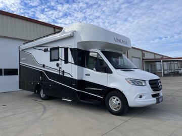 New 2025 Grand Design Lineage