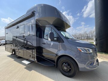 New 2025 Grand Design Lineage