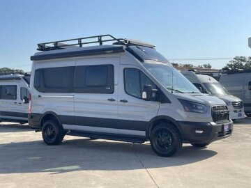 New 2025 Grand Design Lineage