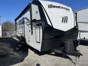 New 2025 Grand Design Momentum 21G