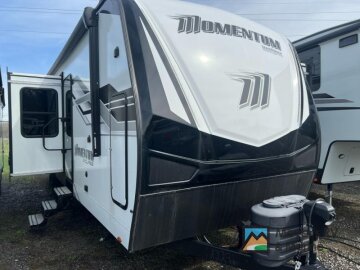 2025 Grand Design Momentum