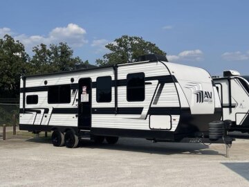 2025 Grand Design Momentum 27MAV