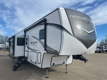 New 2025 Grand Design Reflection