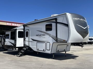New 2025 Grand Design Reflection 337RLS