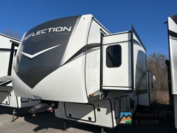 New 2025 Grand Design Reflection 337RLS