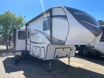New 2025 Grand Design Reflection 303RLS
