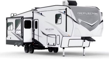 New 2025 Grand Design Reflection 303RLS