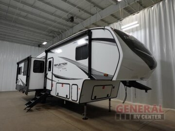 New 2025 Grand Design Reflection 303RLS