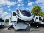New 2025 Grand Design Solitude 380FL