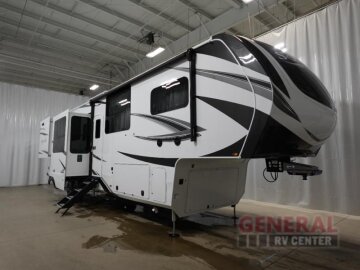 New 2025 Grand Design Solitude 390RK