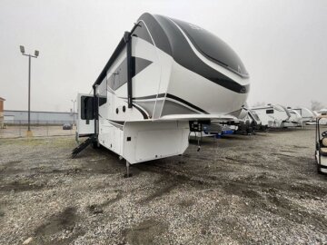 New 2025 Grand Design Solitude 390RK