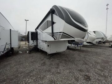 New 2025 Grand Design Solitude 310GK