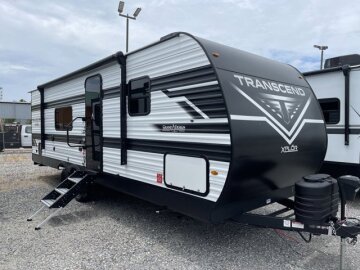 New 2025 Grand Design Transcend 24BHX