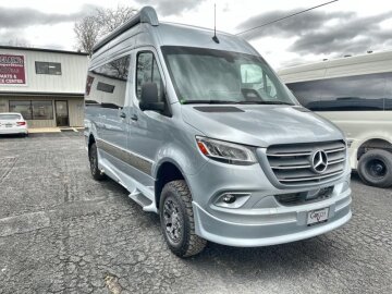 New 2025 Grech Strada