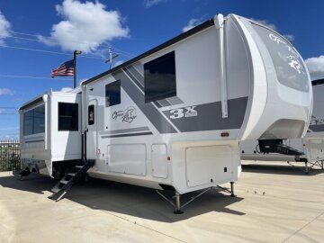 New 2025 Highland Ridge Open Range