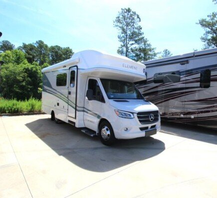 Photo 1 for New 2025 Holiday Rambler Element
