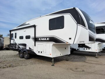 New 2025 JAYCO Eagle 25RUC
