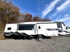 Thumbnail Photo 5 for New 2025 JAYCO Eagle