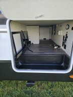 Thumbnail Photo 2 for New 2025 JAYCO Eagle