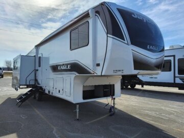 New 2025 JAYCO Eagle