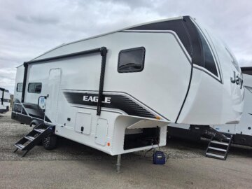 New 2025 JAYCO Eagle