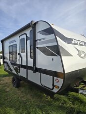 New 2025 JAYCO Jay Feather