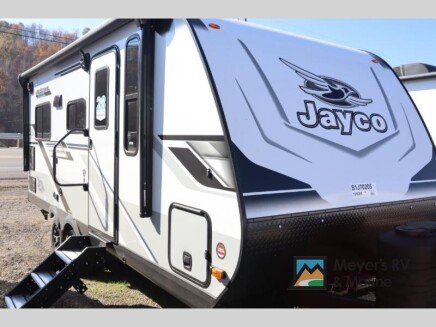 Photo 1 for New 2025 JAYCO Jay Feather