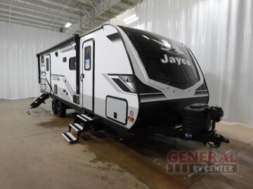 New 2025 JAYCO Jay Feather