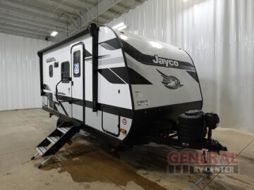 New 2025 JAYCO Jay Feather