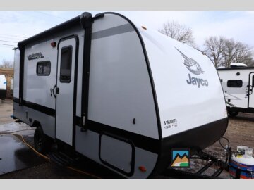 New 2025 JAYCO Jay Feather