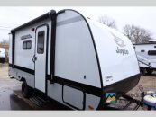 New 2025 JAYCO Jay Feather
