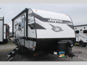 New 2025 JAYCO Jay Feather