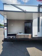 Thumbnail Photo 3 for New 2025 JAYCO Jay Flight