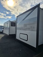 Thumbnail Photo 6 for New 2025 JAYCO Jay Flight