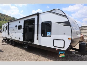 New 2025 JAYCO Jay Flight