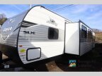 Thumbnail Photo 2 for New 2025 JAYCO Jay Flight