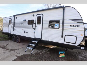 New 2025 JAYCO Jay Flight