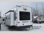 Thumbnail Photo 2 for New 2025 JAYCO Jay Flight