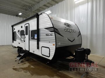 New 2025 JAYCO Jay Flight