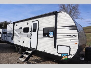 New 2025 JAYCO Jay Flight